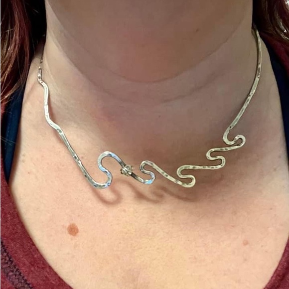 Artisan Handmade Hammered Sterling Silver and Herkimer Diamond Choker - Picture 4 of 4